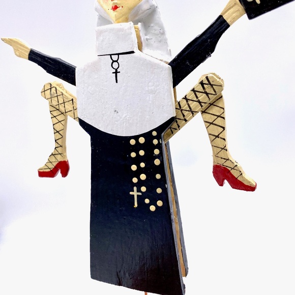 Hand Carved and Painted Nun Pull Toy Ornament - Picture 2 of 2